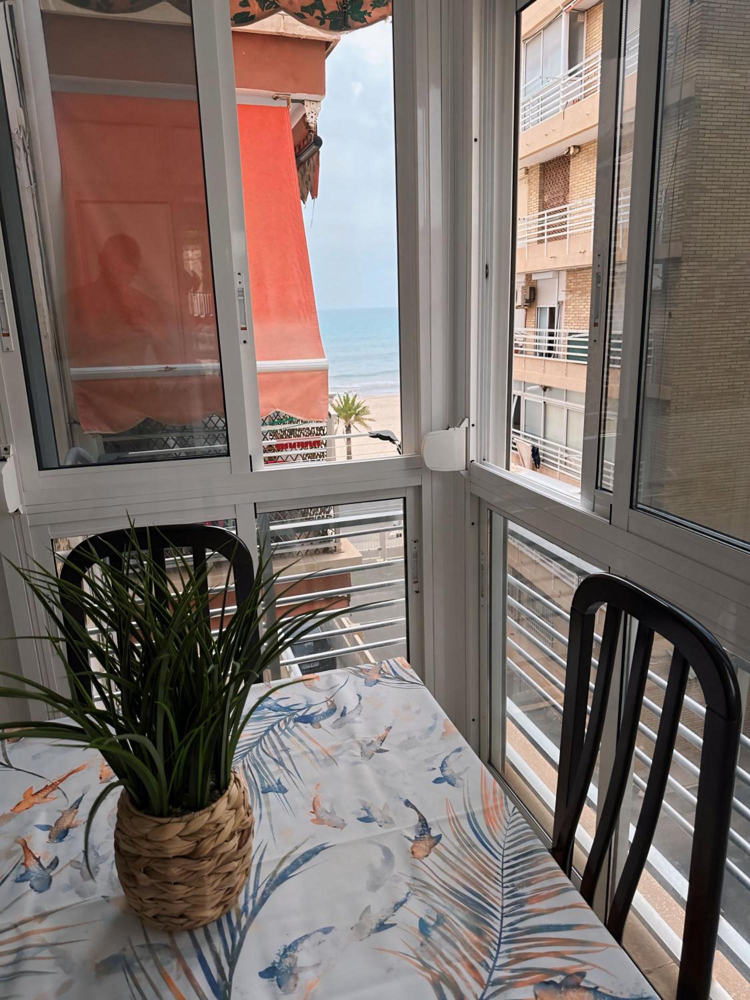 50 Pasos Hacia El Mar Appartement El Campello Buitenkant foto